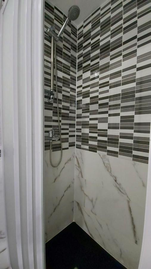 Madrid Flower Apartment Екстериор снимка